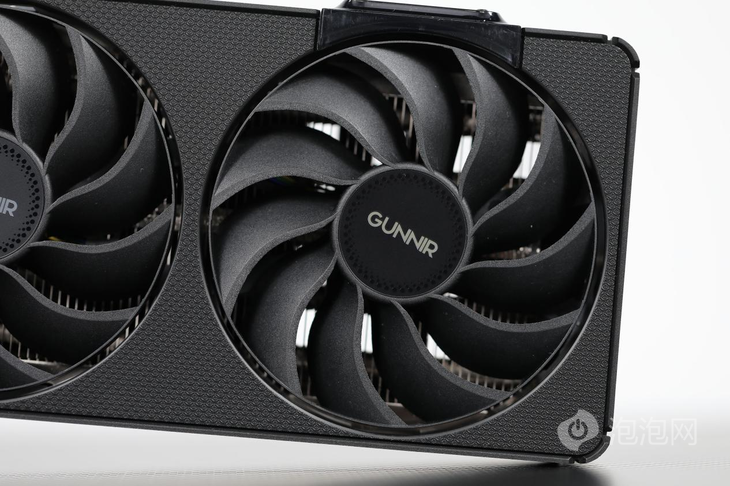 强力散热超强性能 蓝戟Arc B580 Photon 12G OC游戏显卡评测(图5)